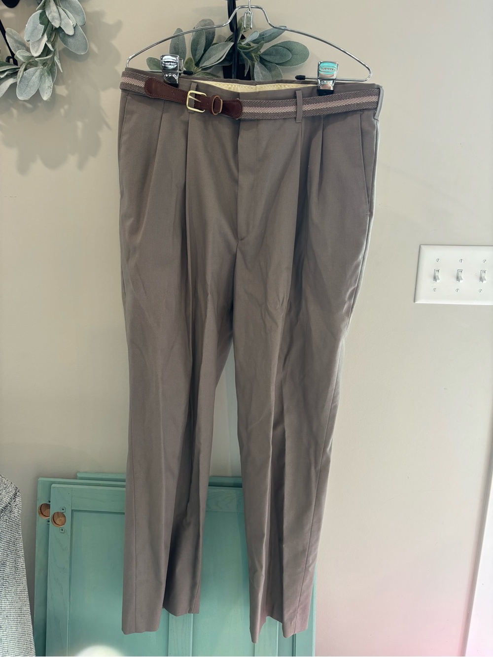Haggar Men's 36x30 Taupe Dress Pants with Brown Belt Accent